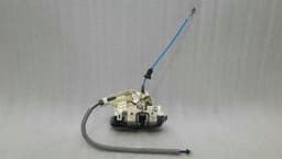MERCEDES-BENZ Mercedes W176 X156 X166 W166 right door lock A1667200635 door lock front right — thumbnail 2