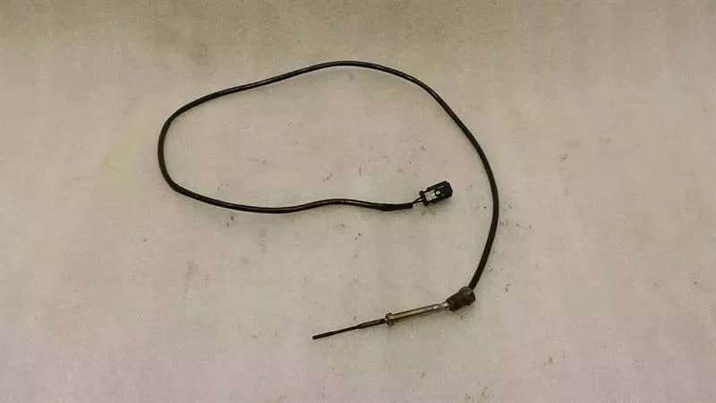 MINI Mini Cooper F56 Exhaust Sensor 8570233 Temperature Gas Sensor