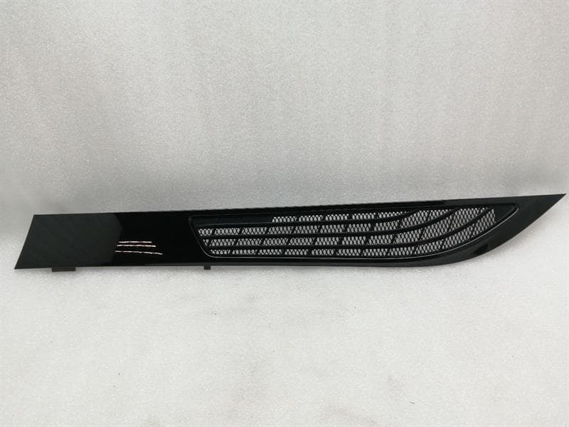 BMW BMW i8 Hybrid 7375139 Front Grille Trim Left Rear Cover Left Rear