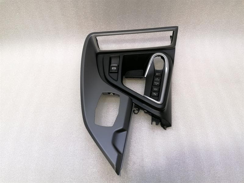 BMW BMW I8 HYBRID 51169284828 CONSOLE RHD WITH SWITCHES CENTRE CONSOLE