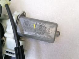 BMW BMW i8 Hybrid Left Front Door Winder 51337401657 Window Regulator Front Left — thumbnail 8