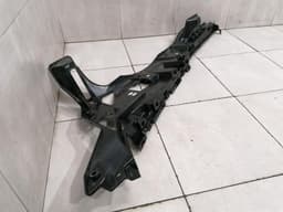 BMW BMW i8 hybrid holder bracket 51437336312 holder carrier right rear 1/4 panel — thumbnail 6