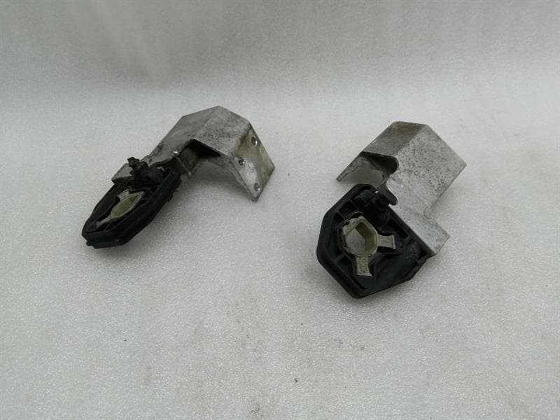 BMW BMW i8 Hybrid 17117645968 Radiator Mount Set Radiator Bracket Set