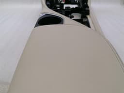 BMW BMW i8 hybrid armrest 51169290584 center armrest armrest ivory white rhd — thumbnail 7