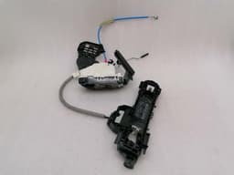 MERCEDES-BENZ Mercedes CLA W117 C117 rear left door lock A2047302735 door lock rear left — thumbnail 9