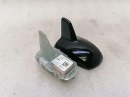 MERCEDES-BENZ Mercedes CLA W117 C117 Roof Shark Aerial / Antenna A2229056307 Roof Antenna — thumbnail 2