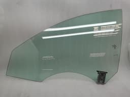 MERCEDES-BENZ Mercedes CLA W117 C117 left front door glass A1177250110 door window front left — thumbnail 2