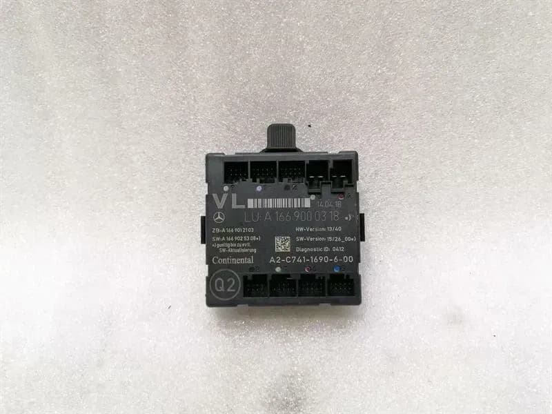 Mercedes CLA W117 C117 Front Left Door Module A1669000318 Left Door Control Unit