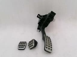 MERCEDES-BENZ Mercedes CLA W117 C117 Throttle Pedal (Electrical) A2463001904 Throttle Pedal — thumbnail 2