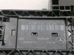 MERCEDES-BENZ Mercedes CLA W117 C117 rear right door lock A2047302835 door lock rear right — thumbnail 5