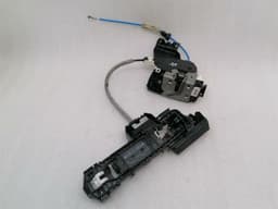 MERCEDES-BENZ Mercedes CLA W117 C117 rear right door lock A2047302835 door lock rear right — thumbnail 9