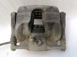 MERCEDES-BENZ Mercedes CLA W117 C117 front brake caliper A0004213981 brake caliper front set — thumbnail 3
