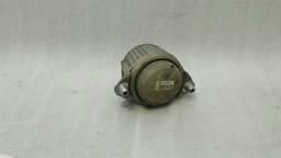 MERCEDES-BENZ Mercedes C Class W204 Engine Mount A2042400217 Engine Mount — thumbnail 4