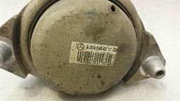 MERCEDES-BENZ Mercedes C Class W204 Engine Mount A2042400217 Engine Mount — thumbnail 5