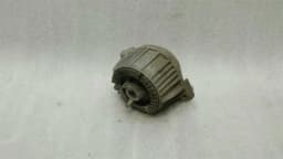 MERCEDES-BENZ Mercedes C Class W204 Engine Mount A2042400317 Engine Mount — thumbnail 3