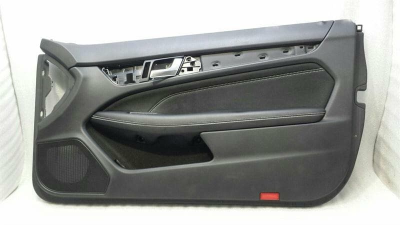 MERCEDES-BENZ Mercedes C Class W204 RHD Door Card Front Right A2047207471 Right Hand Drive