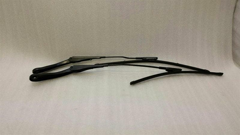 BMW BMW 1 SERIES F20 WIPER ARM 7239521 RHD RIGHT HAND DRIVE