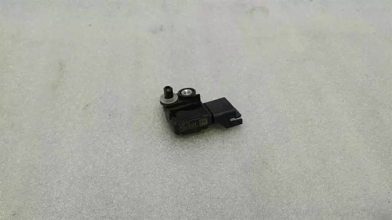 MINI Mini Countryman S R60 F07 GT BMW Crash Sensor 9159311 Impact Sensor