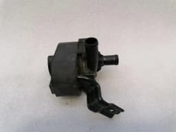 TESLA Tesla Model S 75 Additional Cooling Pump 1057235-00-F Coolant Pump Pump — thumbnail 3