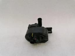 TESLA Tesla Model S 75 Additional Cooling Pump 1057235-00-F Coolant Pump Pump — thumbnail 1