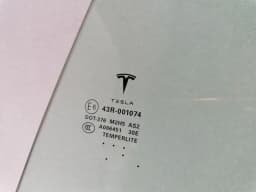 TESLA Tesla Model S 75 Left Rear Door Glass 6006335-00-D Rear Left Door Glass — thumbnail 10