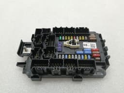 TESLA Tesla Model S 75 Fuse Box 1034409-00-B Fuse Box — thumbnail 4