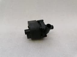 TESLA Tesla Model S 75 Additional Cooling Pump 1035348-00-F Coolant Pump Pump — thumbnail 1