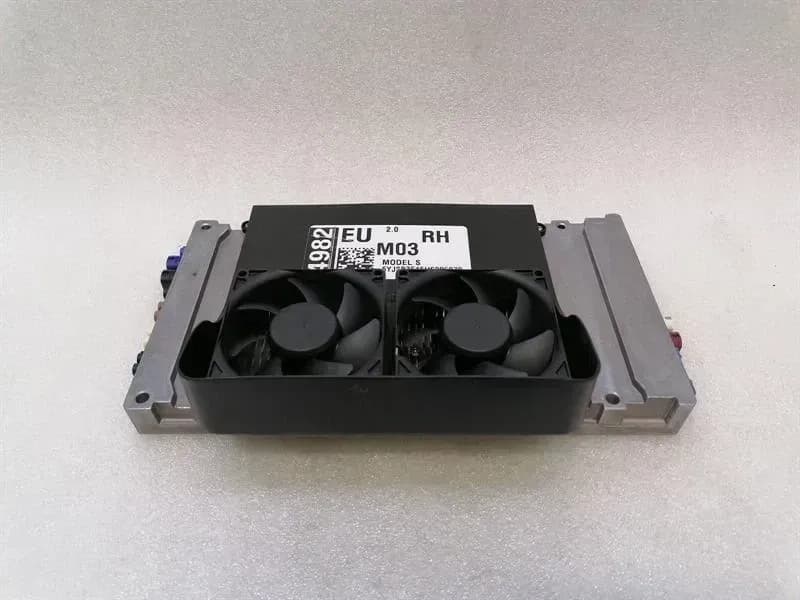 TESLA Tesla Model S 75 Electronic Module 1078321-00-G ECU AUTO PILOT