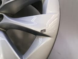 TESLA Tesla Model S 75 Alloy Wheel 1059337-00-A 19X 8J ET40 Alloy Wheel — thumbnail 2