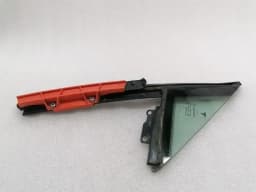 TESLA Tesla Model S 75 Right Front 1/4 Glass 6006544-00-J Door Panel 1/4 Front Right — thumbnail 1
