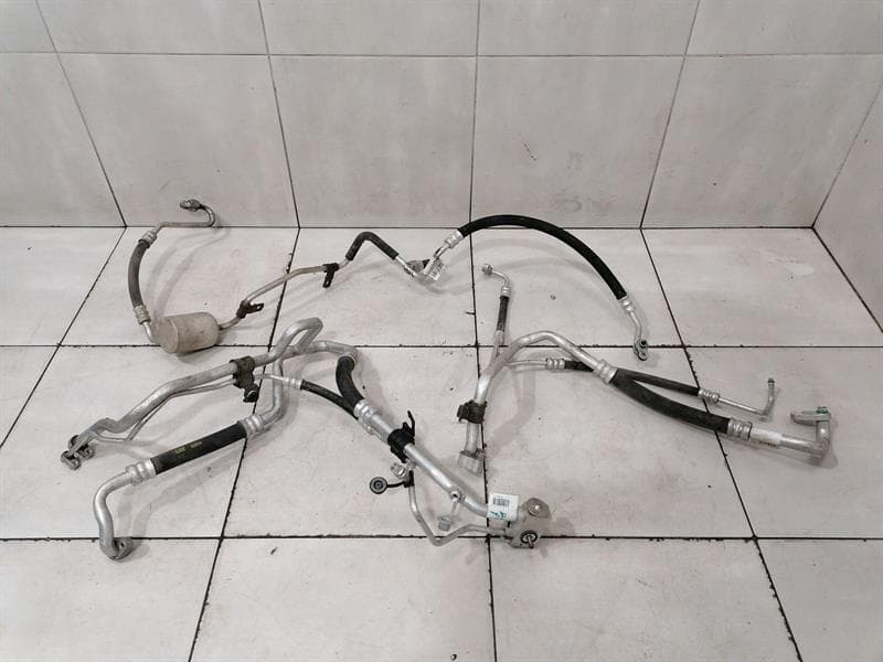 TESLA Tesla Model S 75 A/C Pipe Set 1031671-00-I Air Conditioning Line Air Conditioning Set