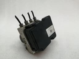 TESLA Tesla Model S 75 A.B.S Pump 1037797-00-D ABS Pump HYDRAULIC BLOCK — thumbnail 4