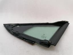 TESLA Tesla Model S 75 Left Rear Quarter Glass 1051820-99-A Door Panel 1/4 Rear Left — thumbnail 2
