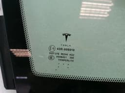 TESLA Tesla Model S 75 Left Rear Quarter Glass 1051820-99-A Door Panel 1/4 Rear Left — thumbnail 7