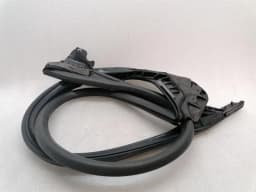 TESLA Tesla Model S 75 Front Left Door Seal 6009583-00-N Door Seals Front Left — thumbnail 6