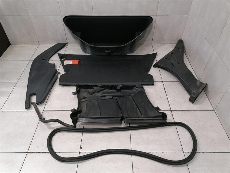 Tesla Model S 75 Luggage Compartment Cover 1060453-00-D Trunk Trunk Trim