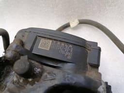 TESLA Tesla Model S 75 brake caliper rear 1097417-00-A brake caliper rear — thumbnail 4