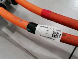 TESLA Tesla Model S 75 Drive Splitter Cable 1055868-10-D Wiring Harness 1055868-10-D — thumbnail 3