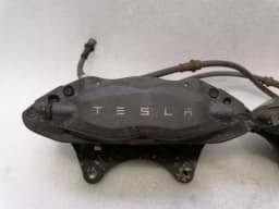 TESLA Tesla Model S 75 Brake Caliper FRONT SET 1007794-00-C Brake Caliper FRONT SET — thumbnail 3