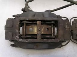 TESLA Tesla Model S 75 Brake Caliper FRONT SET 1007794-00-C Brake Caliper FRONT SET — thumbnail 6