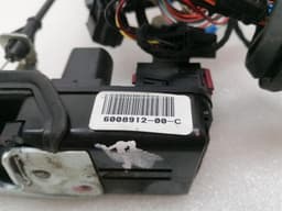 TESLA Tesla Model S 75 door lock front right 6008912-00-C door lock right front — thumbnail 5