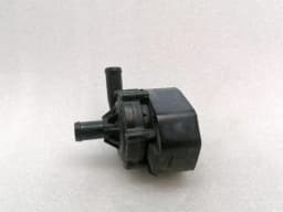 TESLA Tesla Model S 75 Additional Cooling Pump 1035348-00-F Coolant Pump Pump — thumbnail 8