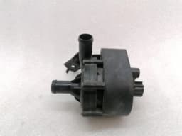 TESLA Tesla Model S 75 Additional Cooling Pump 1057235-00-F Coolant Pump Pump — thumbnail 3