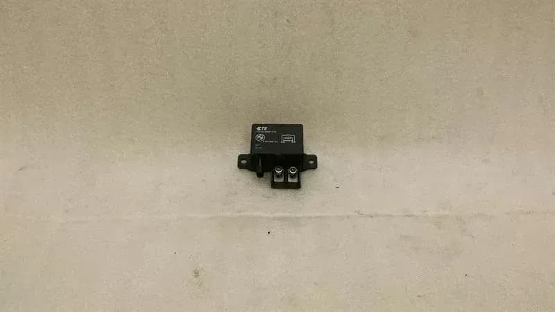BMW BMW F800GT Starter Relay 8354778 Relay