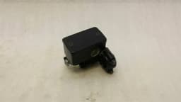 BMW BMW C600 SPORT Right Brake Master Cylinder 7725222 Master Cylinder Right — thumbnail 5