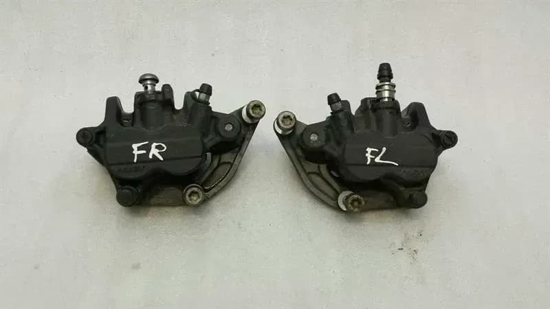 BMW BMW C600 SPORT Front Pair Brake Caliper 8535362 Front Brake Caliper Set