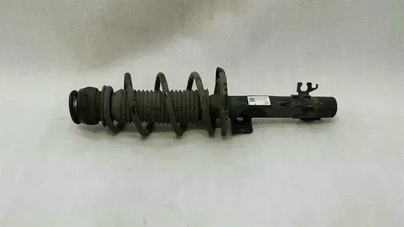 Audi A1 8X shock absorber front right 6R0413031AR shock absorber front right