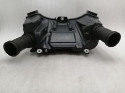 BMW BMW R1250RT K52 Air Filter Box 13718567190 Air Filter Box — thumbnail 4
