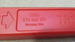 AUDI Audi A1 8X warning triangle 8T0860251 warning triangle — thumbnail 2