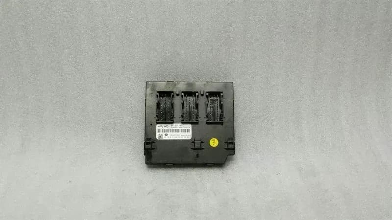 AUDI Audi A1 8x body modules 8X0907063D control unit BCM